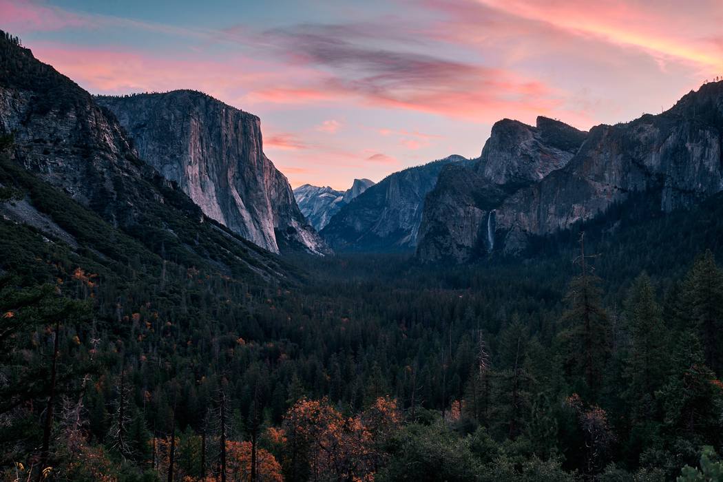 Tunnel View